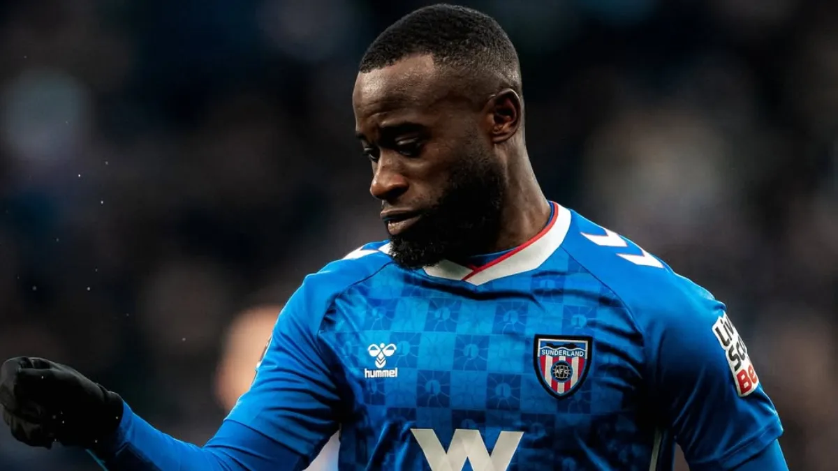 ¡Impacto Global! Derbi Newcastle-Sunderland detenido por presuntos insultos racistas: La lucha contra la discriminación llega a la cancha.