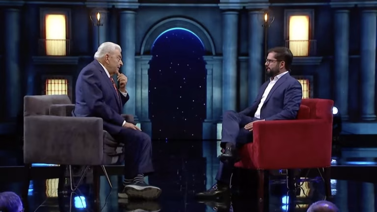Boric reflexiona sobre la presidencia: ‘La cordillera en la espalda’, un día antes de dejar La Moneda