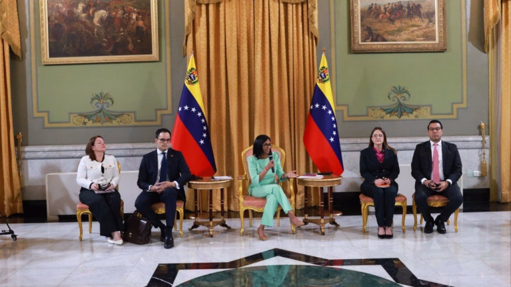 Venezuela busca atraer inversiones: ¿Es suficiente la promesa de seguridad jurídica?