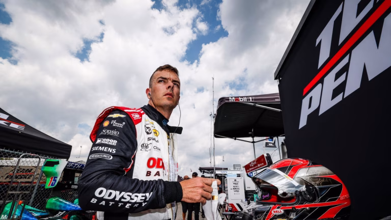 ¡Impactante momento en la IndyCar! Piloto Scott McLaughlin protagoniza fuerte accidente en práctica