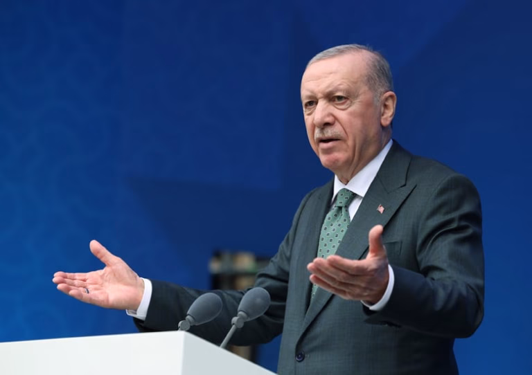 Turquía: Escalada Represiva Acorrala Oposición Local en Vísperas Electorales