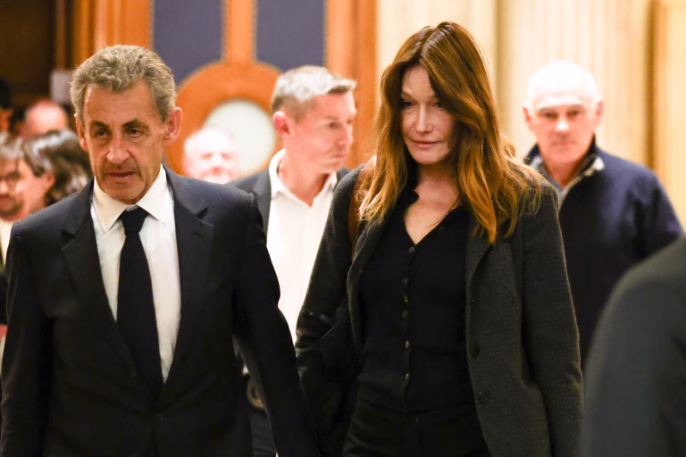Sarkozy en el Banquillo: El Legado de Gadafi y la Integridad Política Francesa