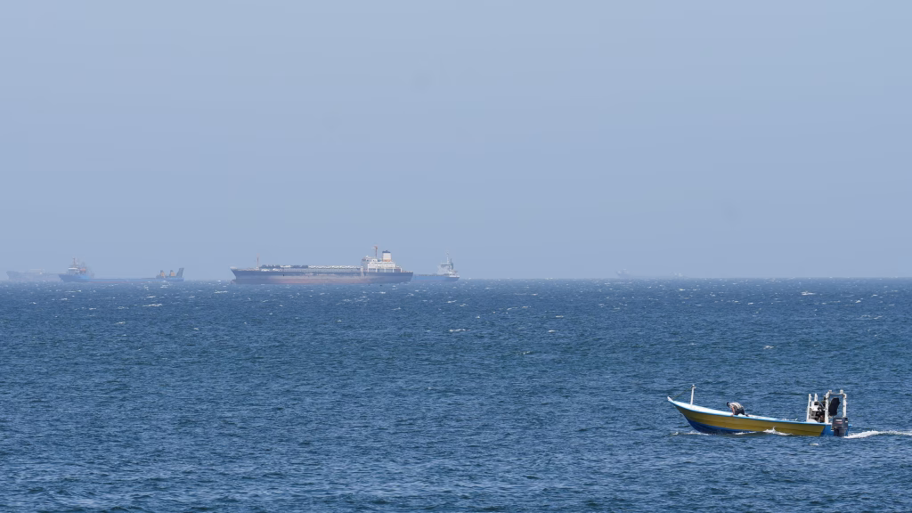 Ormuz: La Estrategia de Irán que Sacude el Comercio Mundial y Desafía el Derecho Marítimo