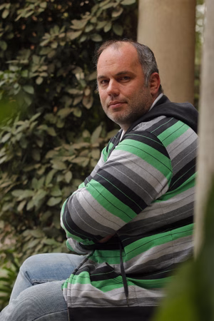 El Dolor Silente: La Ausencia de Contenido en el Editorial de Sebastián Esnaola