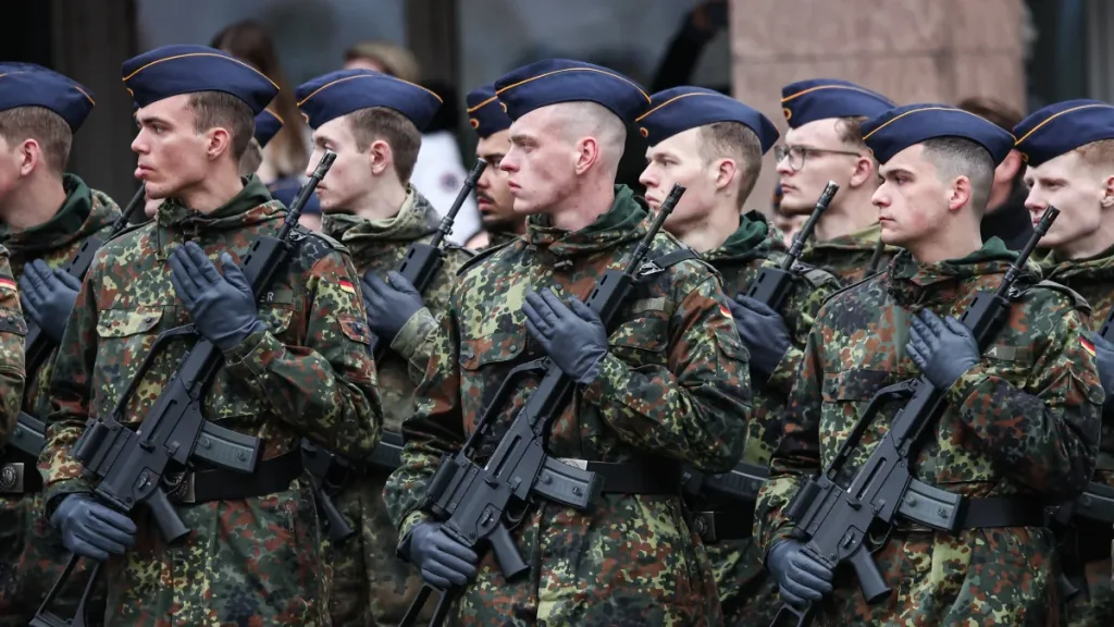 Alemania: El Dilema de la Defensa y la Nueva Mili en un Contexto Global Volátil