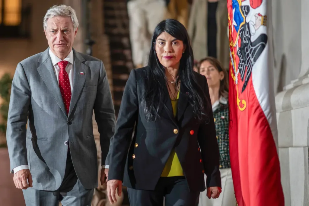 Chile: El Desafío de la Violencia Política y la Consolidación del Estado de Derecho