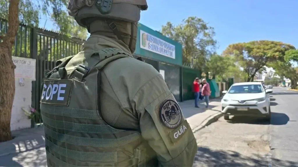 Oleada de Amenazas Escolares en Chile: ¿Fenómeno Viral o Crisis de Seguridad?