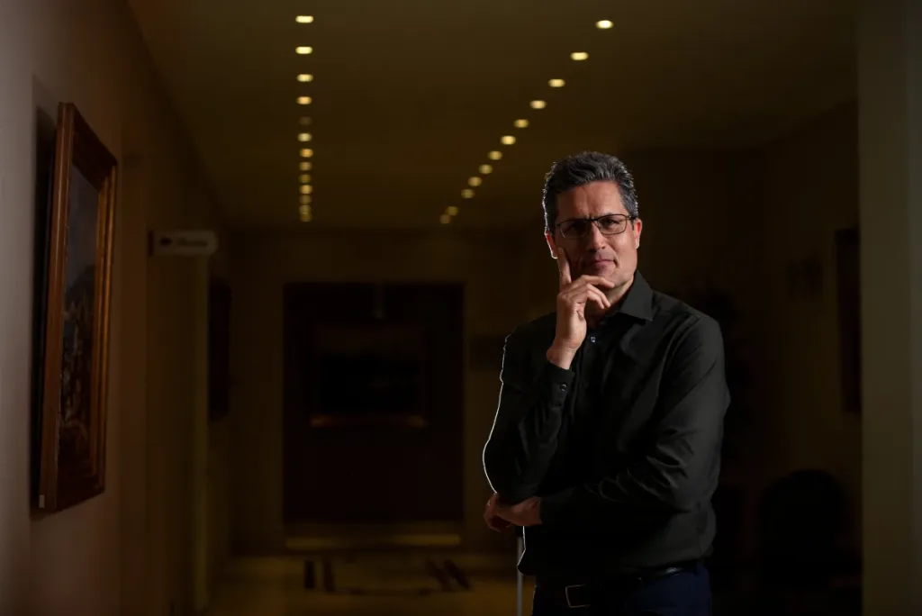 Giovanni Peri: Deportaciones Masivas son Costosas y Contraproducentes para la Economía Chilena