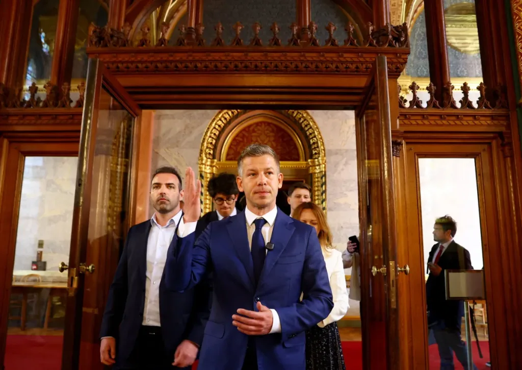 Hungría en la encrucijada: Péter Magyar desafía la hegemonía de Orbán y el futuro del Estado de derecho