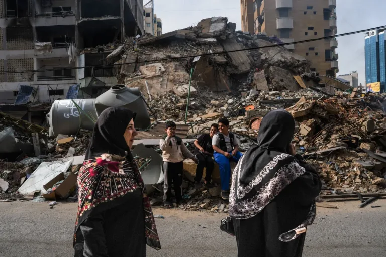 Beirut bajo escombros: La frágil tregua que no disipa el temor a una escalada en Oriente Medio