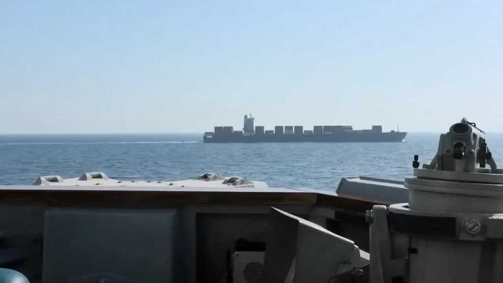 Estrecho de Ormuz: La Tensión Geopolítica que Amenaza el Pulso Energético Global