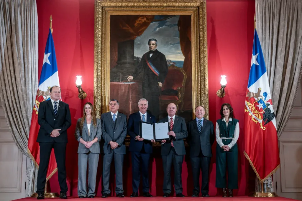 Megarreforma de Kast: ¿Impulso al Empleo o Desafío Fiscal para Chile?