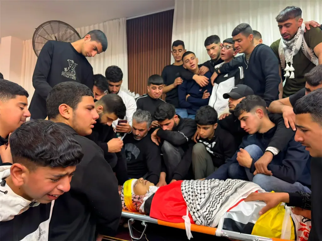 Cisjordania: Violencia de Colonos Cobra Vidas Jóvenes en Al Mugayer