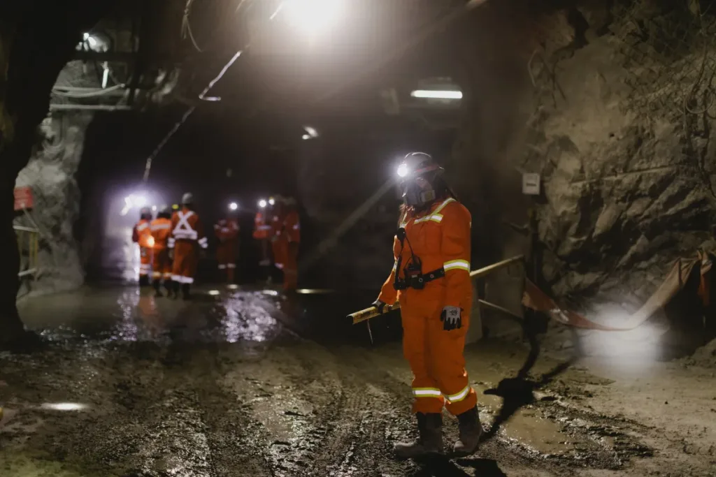 Chile: El Gigante Minero Transforma Relaves en Oportunidad para Minerales Críticos y Sostenibilidad