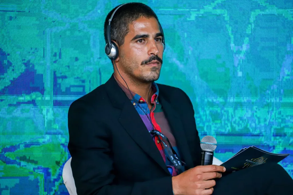 Un tribunal de Kuwait absuelve al periodista detenido por publicar imágenes del