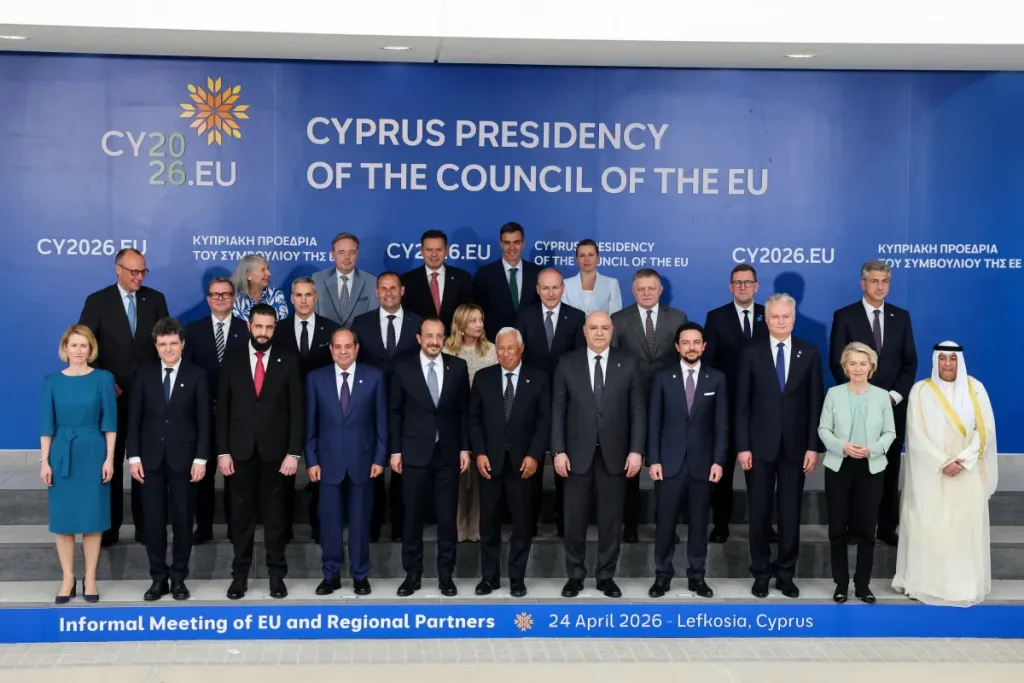 La UE asegura que será “parte de la solución” en Oriente Próximo pero bajo la ba