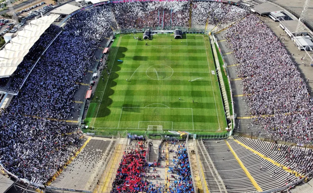 La Pasión del Fútbol Regional en Pantalla: El Auge de los Marcadores Virtuales en Chile