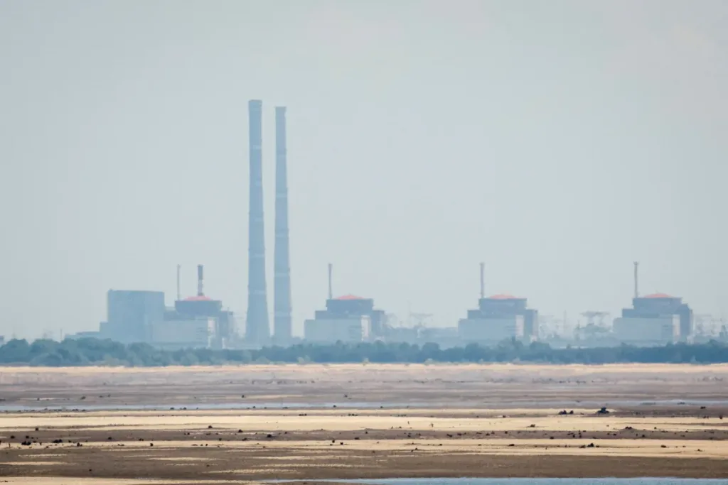 Zaporiyia bajo Fuego: OIEA Alerta sobre Catástrofe Nuclear Global Inminente