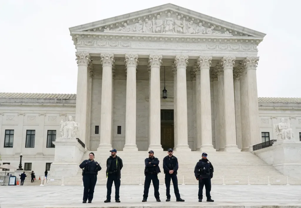 El Supremo cambia las reglas electorales de Estados Unidos con una decisión que
