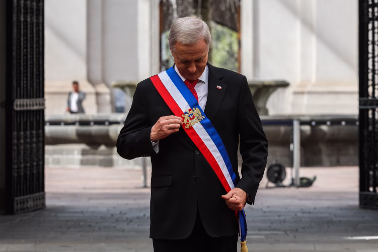 Chile ante la Volatilidad Global: La Realidad Económica que Desafía a Cualquier Gobierno