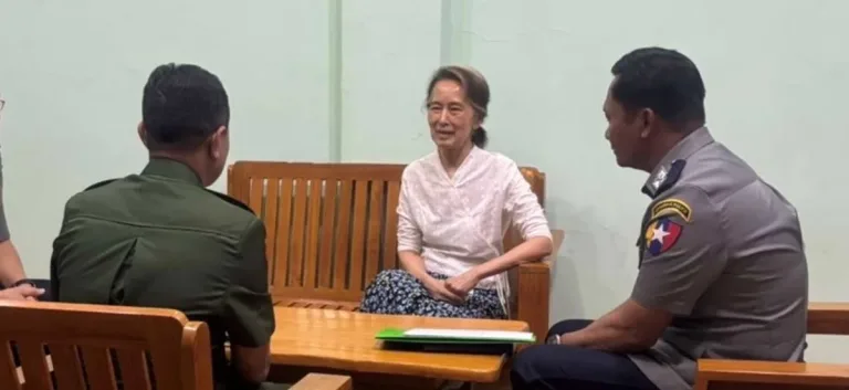 Aung San Suu Kyi: El Símbolo Cautivo de Myanmar y la Lucha por la Democracia Global
