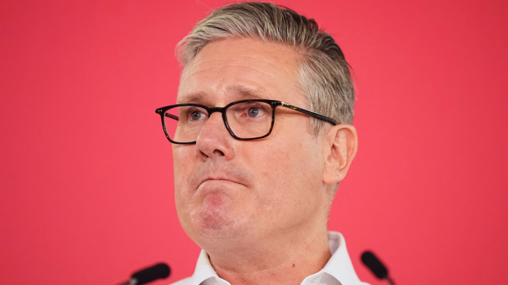 Starmer y el Laberinto del Brexit: ¿Rumbo a la Reconciliación o la Ruptura?