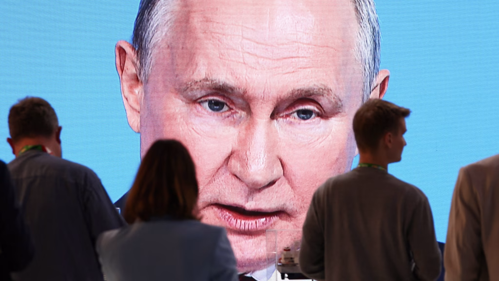 Putin Afianza Poder Pese a Descontento: Claves de la Estabilidad Rusa en 2026