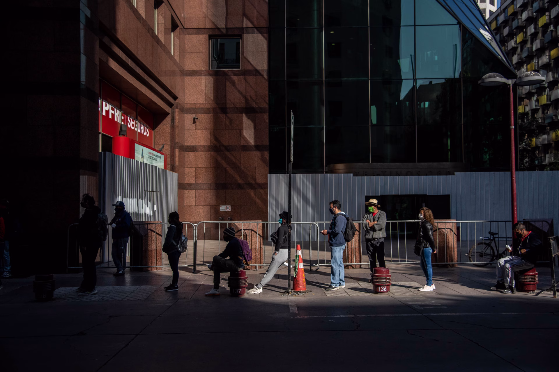 El empleo no repunta y el costo de la vida sigue al alza: ¿Cómo afecta la crisis a las familias de Cabrero?