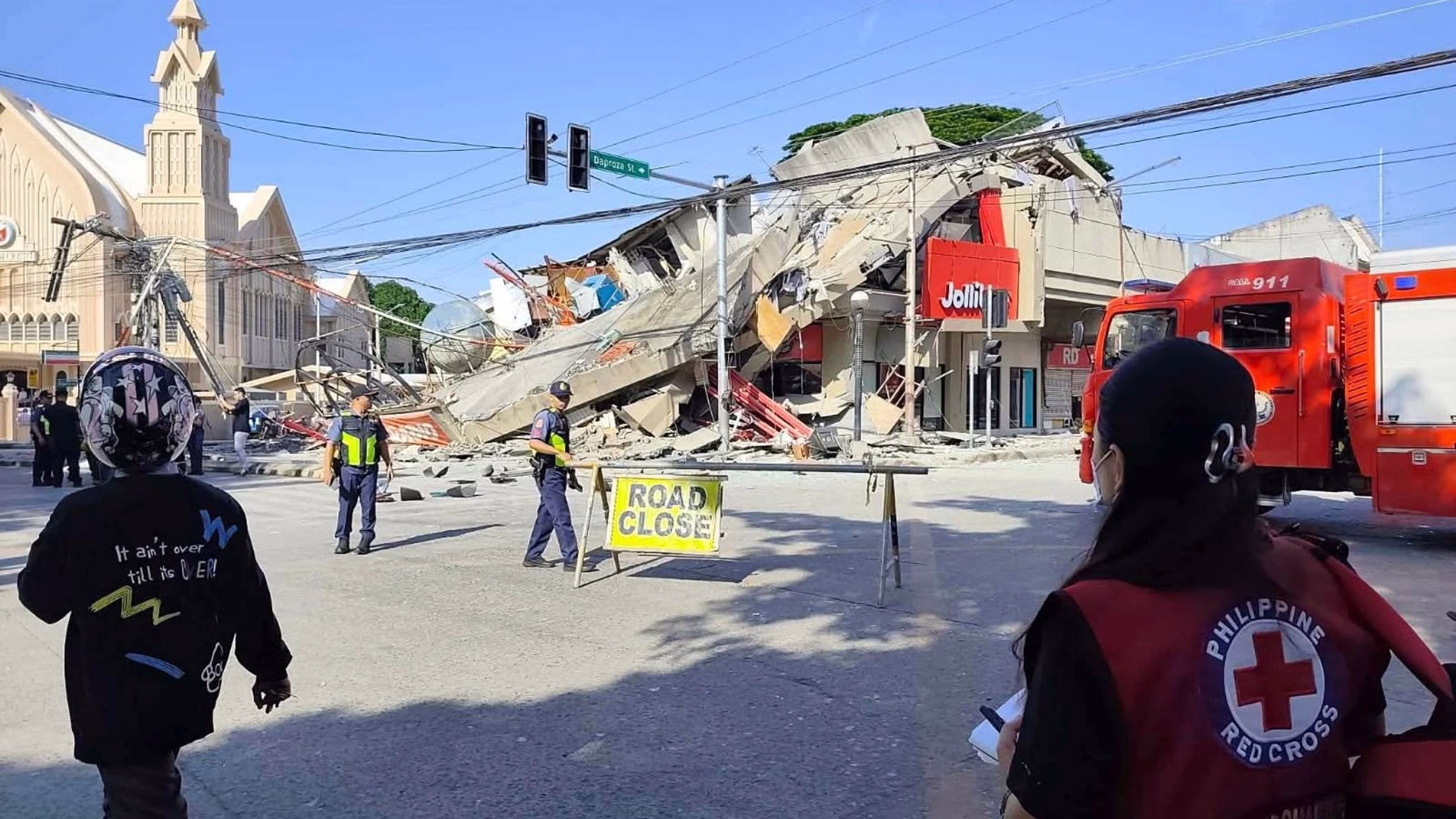 Terremoto 7,8 en Filipinas revive fantasmas del 27F: Alerta de tsunami activa en el Pacífico