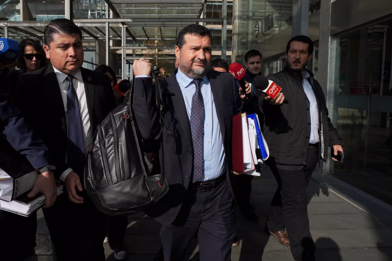 El Tren de Aragua en la banca: Cae ejecutiva de BancoEstado en megaoperativo por lavado de 85 millones de dólares