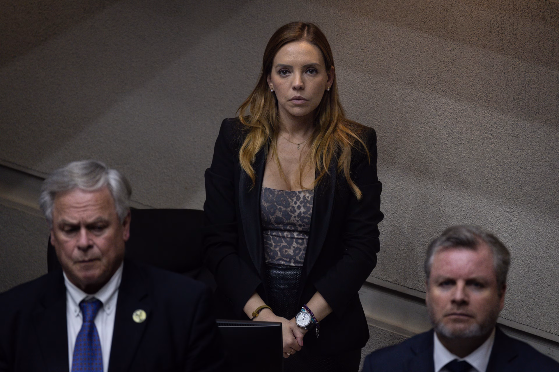 Escándalo en el Congreso: Senadora Camila Flores denuncia a su exmarido por filtración de videos privados y PDI allana su domicilio