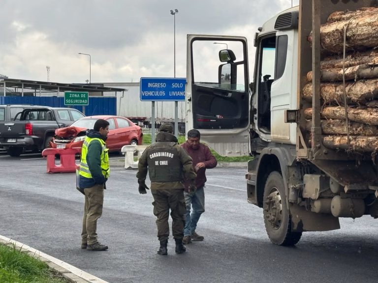 Detienen a sujeto con cerca de 750 dosis de clonazepam en operativo en la Ruta 5 Sur en Cabrero
