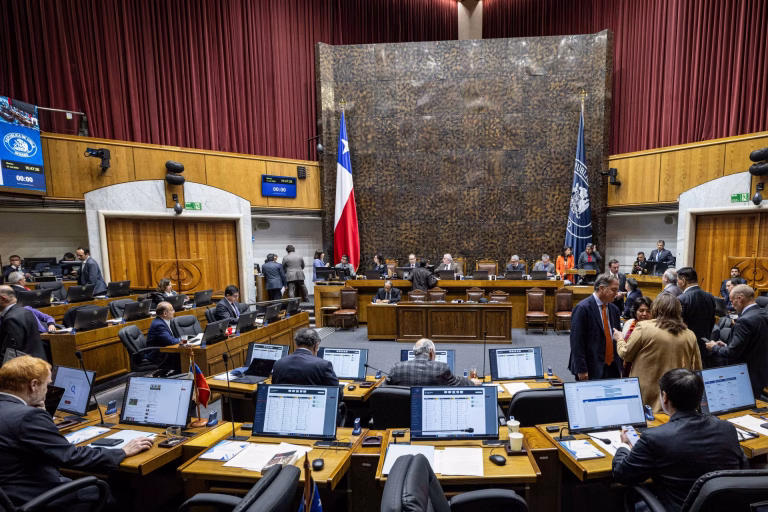 Congreso Nacional debate sobre la ‘invariabilidad tributaria’ y sus límites al poder democrático