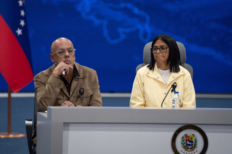 Venezuela: A dos años del fraude electoral, se inicia nueva negociación con el chavismo en medio de crisis
