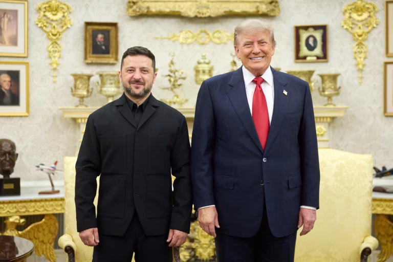 Zelenski y Trump reafirman su cercanía en la Casa Blanca y abordan el futuro de la guerra en Ucrania