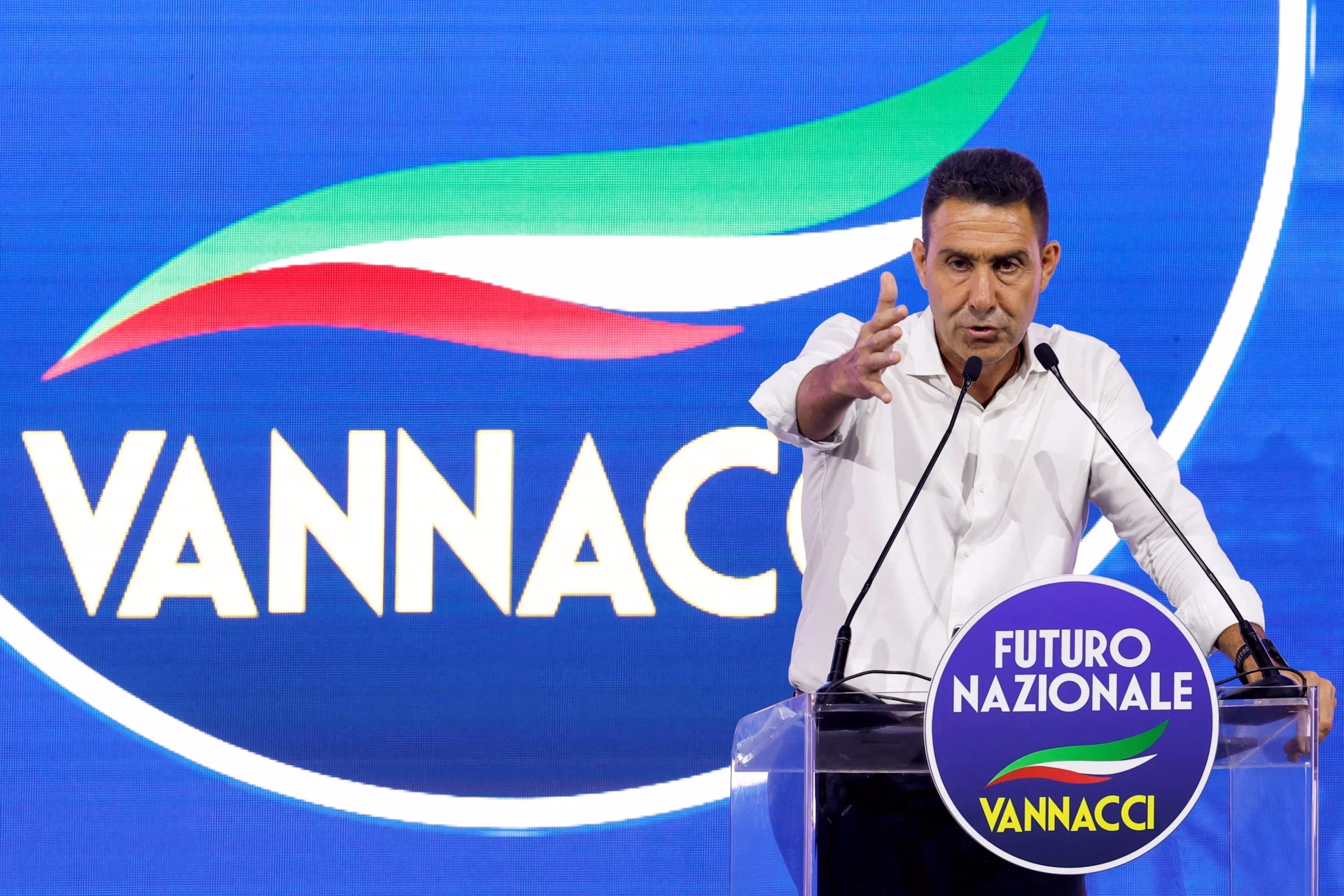 Exgeneral italiano Roberto Vannacci sacude la política con su nuevo partido y un polémico programa de ‘patriarcado mediterráneo’