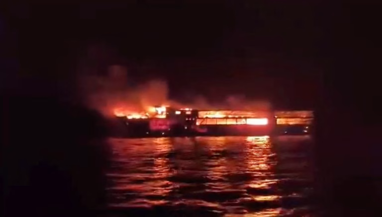 Tragedia en Filipinas: Al menos cinco muertos y 86 desaparecidos tras incendio de ferri