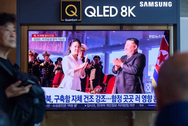 Inteligencia surcoreana investiga posible hijo desconocido de Kim Jong-un que alteraría la línea de sucesión