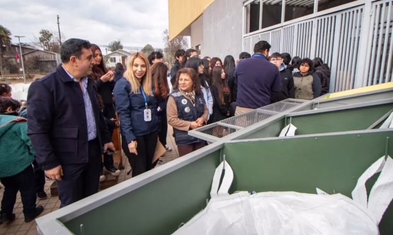 Yungay refuerza su compromiso con el reciclaje al sumar 10 nuevos puntos verdes en la comuna