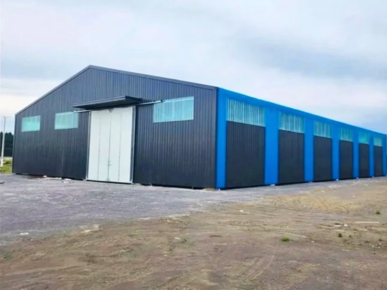 Venta de Bodega Industrial Nueva, en Cabrero por Novales …