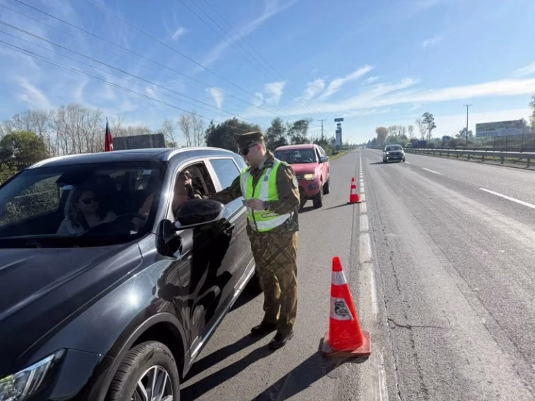 Carabineros reporta cuatro detenidos por conducir en estado de …
