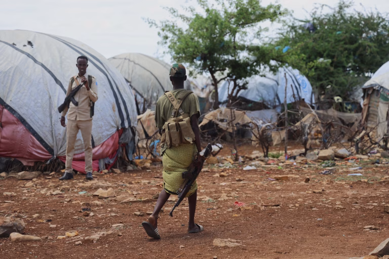 Al Shabab somete a Somalia a una crisis perpetua con control territorial y ataques constantes