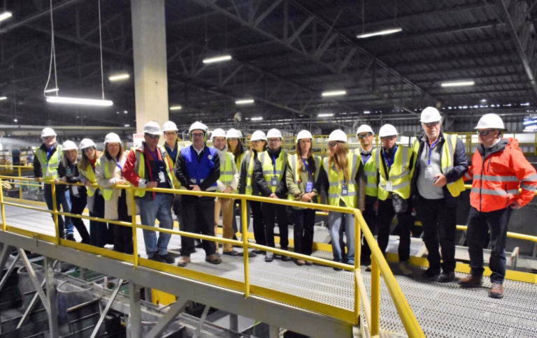 Delegación de Uruguay visita Biobío para conocer liderazgo local en construcción con madera