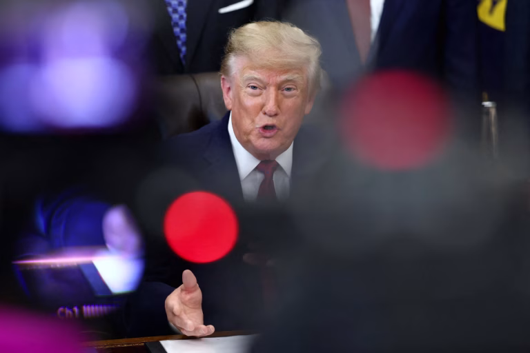 Análisis: La resiliencia de Trump y la nueva disputa por el voto latino en EE.UU.