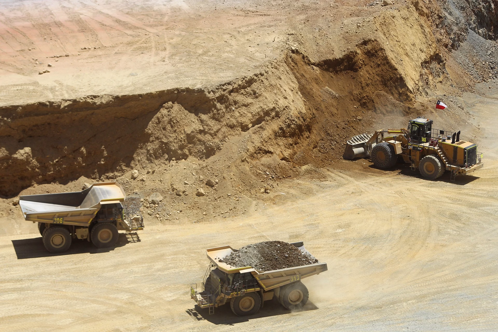 Economía Chilena Registra Caída del 1% en Agosto: La Minería Arrastra la Actividad Nacional