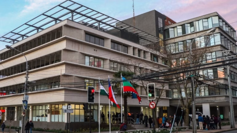 Los Ángeles queda fuera del Fondo de Gestión Municipal 2026 mientras cuatro comunas del Biobío reciben más de $440 millones