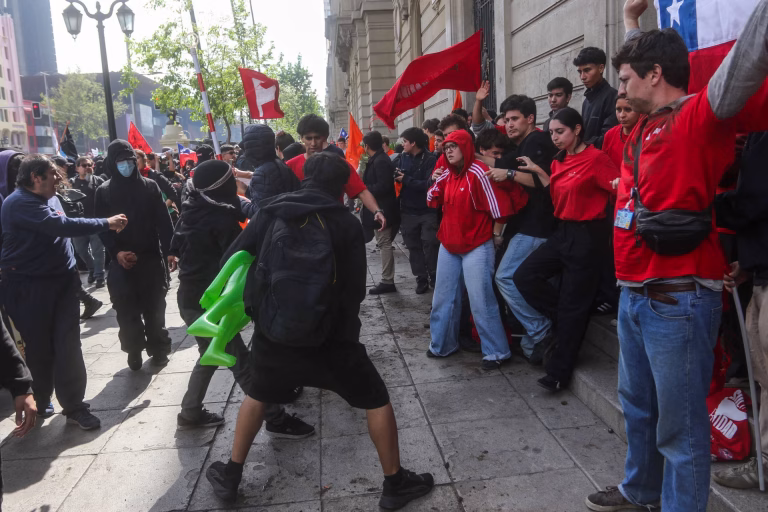 Cinco detenidos tras manifestación con incidentes en el centro de Concepción