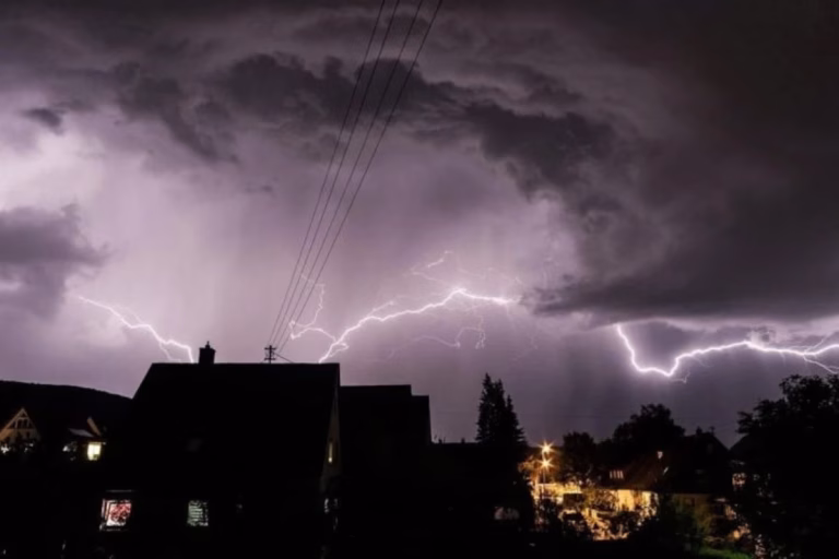 Alerta en Ñuble: Senapred decreta Alerta Temprana Preventiva por tormentas, lluvias y riesgo de aluviones