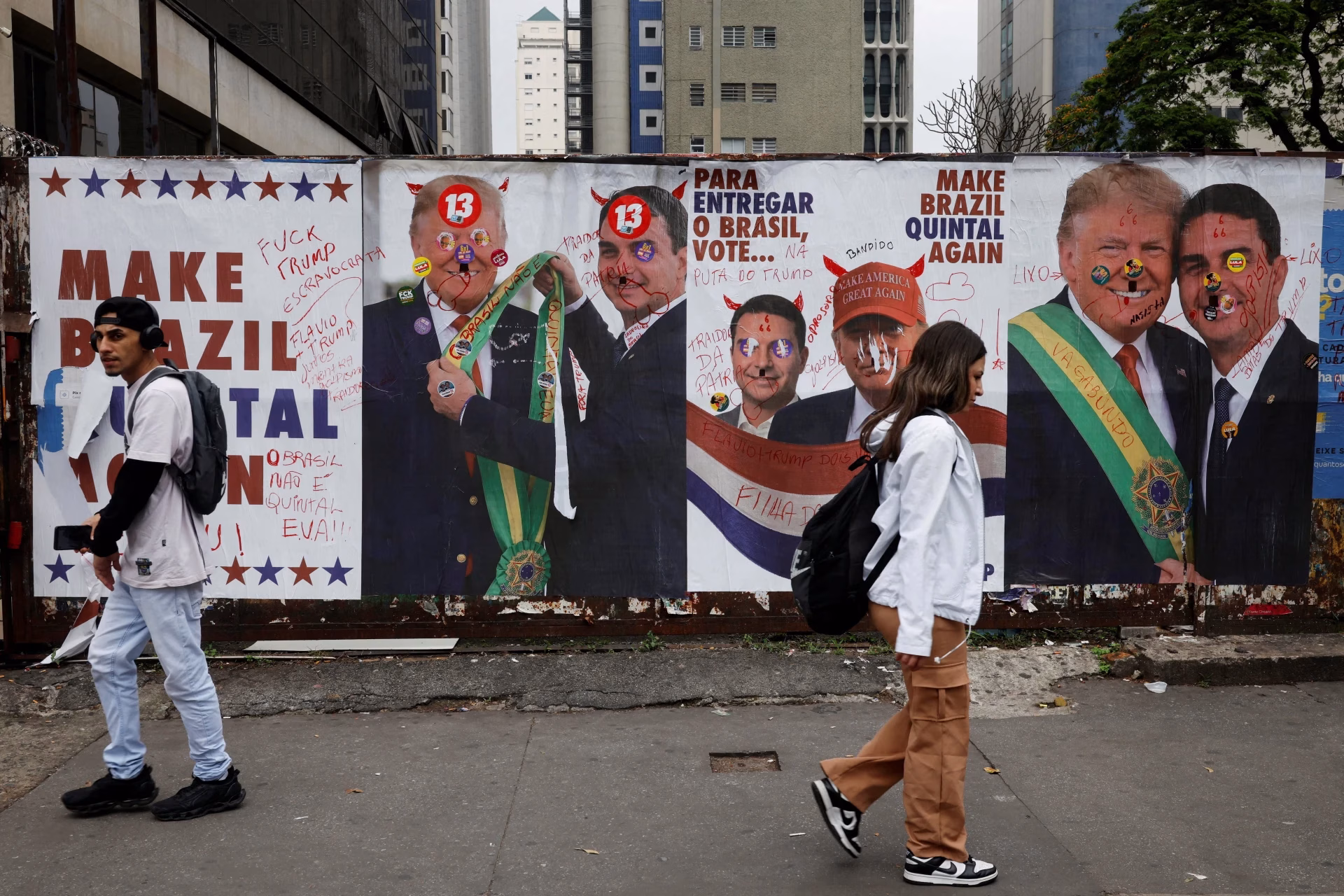 Victoria de Flávio Bolsonaro en primera vuelta de Brasil impulsa a la ultraderecha en América Latina