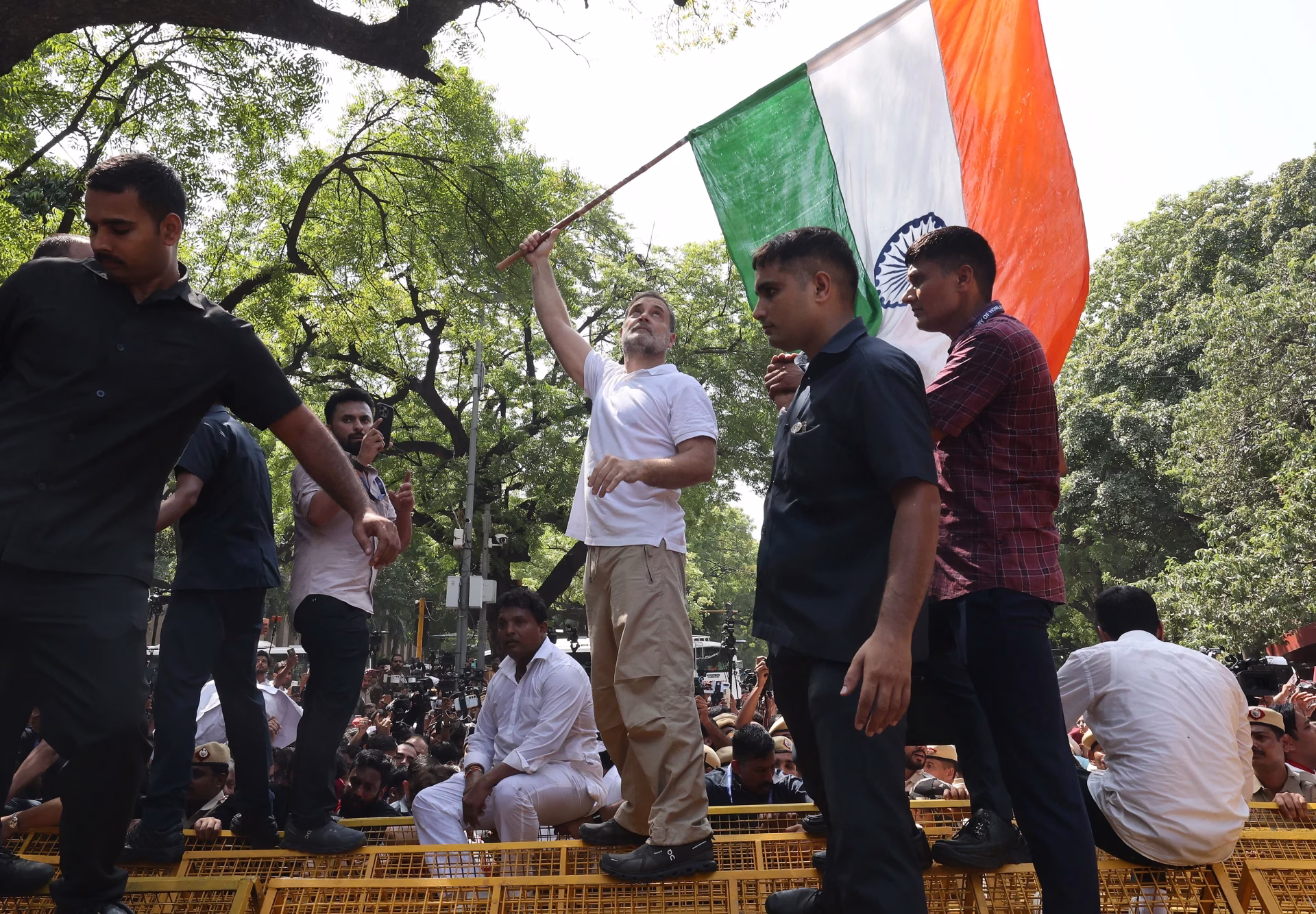Tensión en India: Oposición exige renuncia del jefe electoral por acusaciones de fraude y su líder es detenido